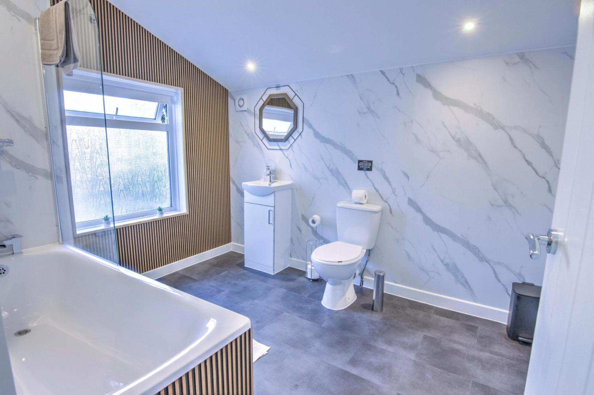 Stunning Brand New Home In St George Бристол Екстериор снимка