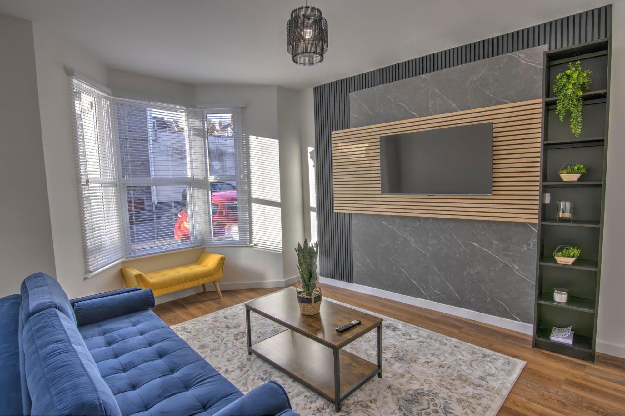Stunning Brand New Home In St George Бристол Екстериор снимка