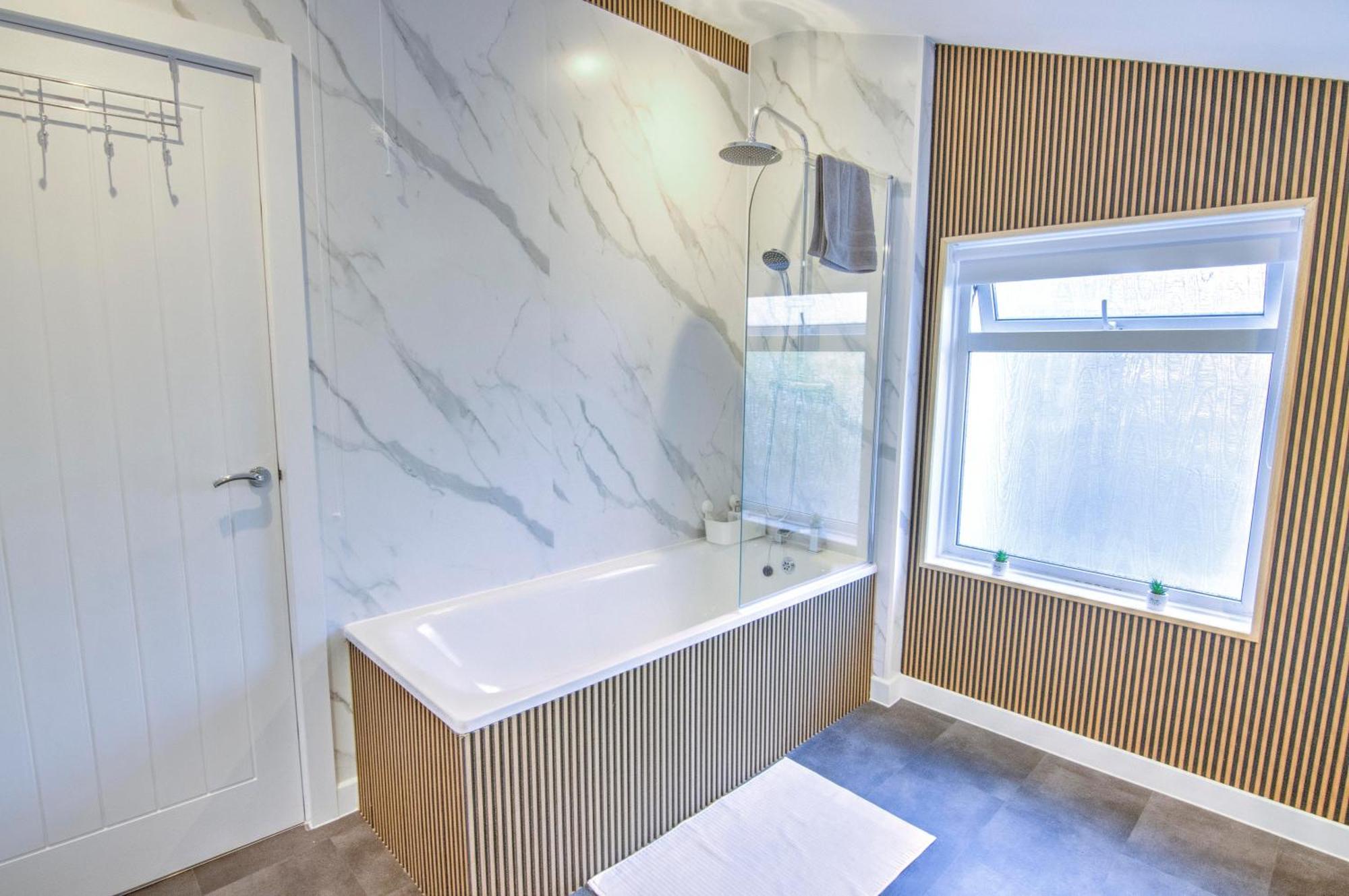 Stunning Brand New Home In St George Бристол Екстериор снимка
